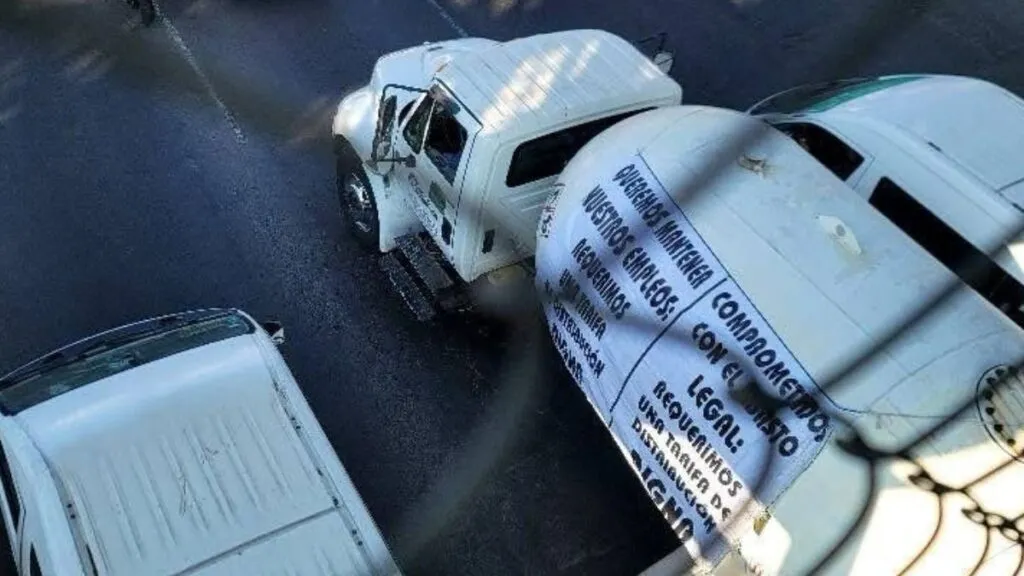 Gaseros del Edomex se movilizan al Zócalo por tarifas justas