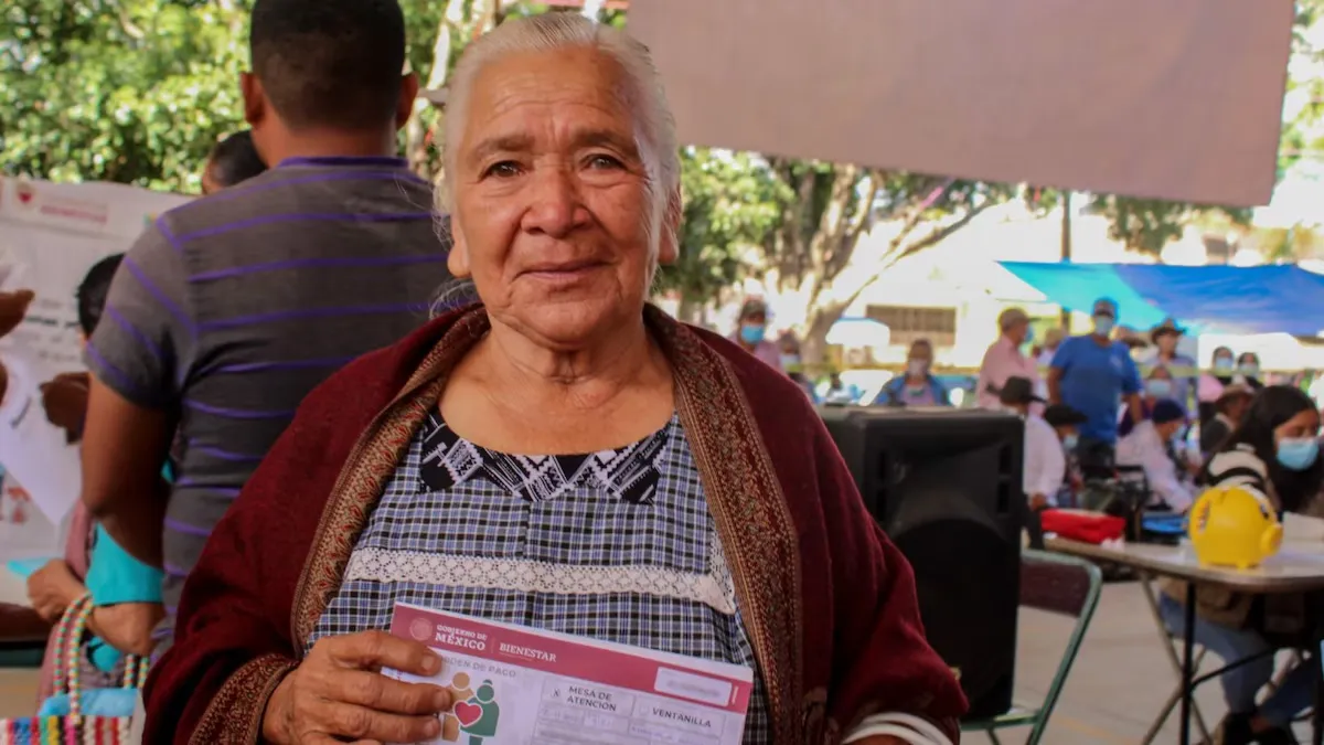 Pensión Mujeres Bienestar y Mujeres con Bienestar los programas sociales dirigidas a mujeres