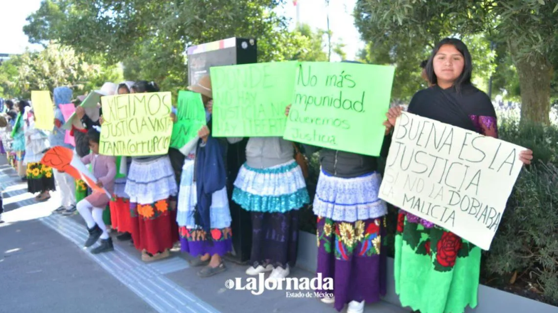 Mazahuas de Donato Guerra se manifiestan en contra de la liberación de presuntos asesinos