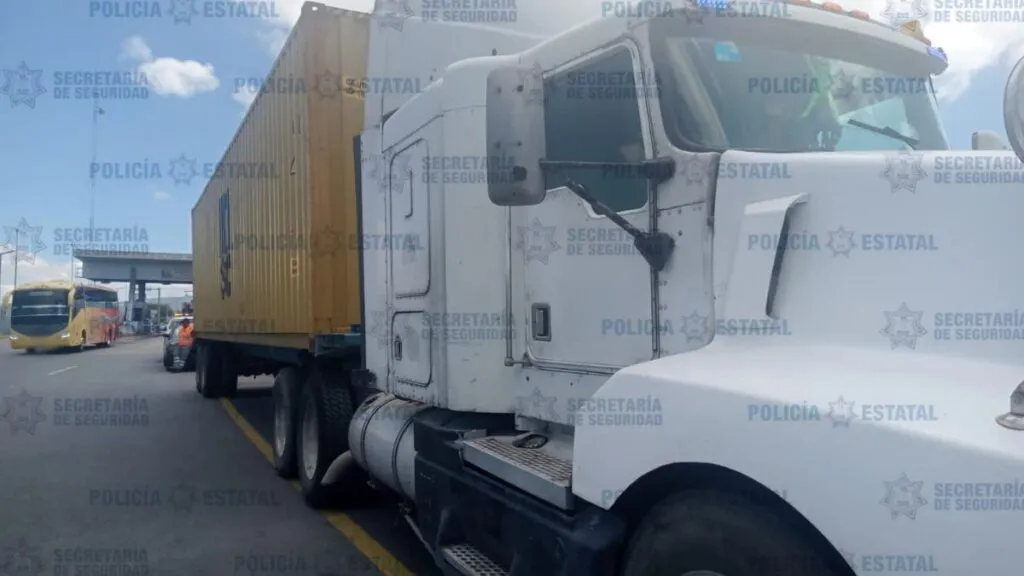 Transportistas y empresarios señalan carreteras más peligrosas en el Valle de México