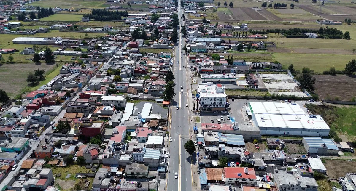 Afinan últimos detalles del Boulevard Colibrí; supervisan Adolfo Solis y Secretario de Movilidad estatal la obra