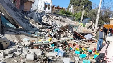 El tránsito en la zona permanece restringido para facilitar el trabajo de los equipos de rescate.