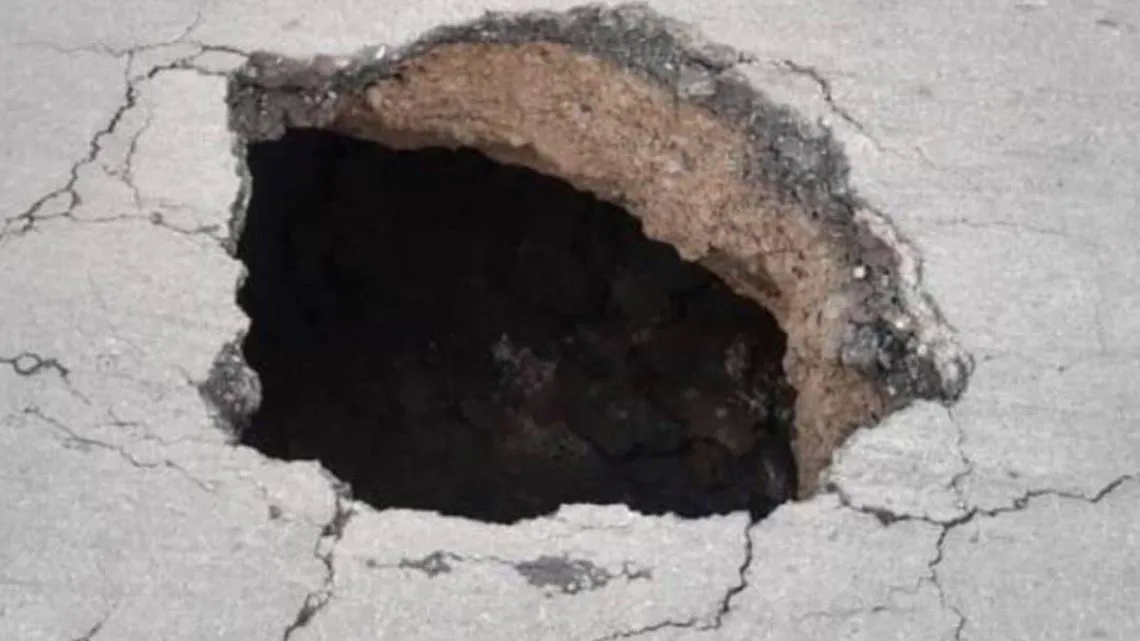 Edomex: Población en incertidumbre por cavernas debajo de las casas
