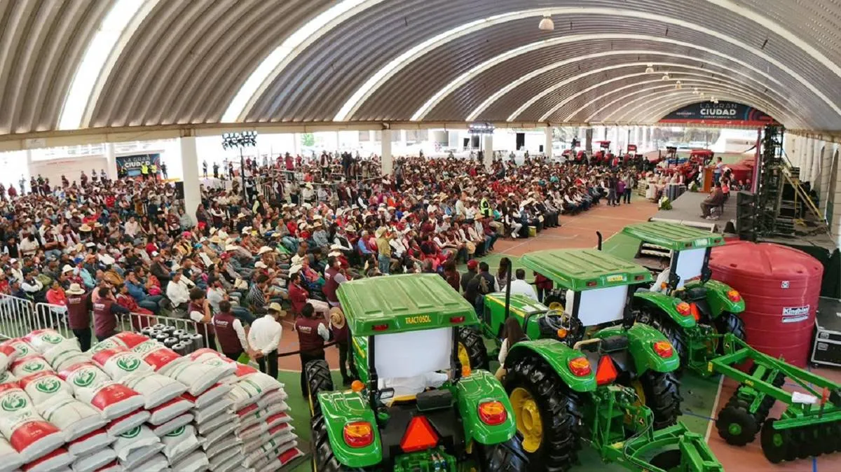 Atlacomulco: GEM entrega apoyos por 125 mdp para productores del campo
