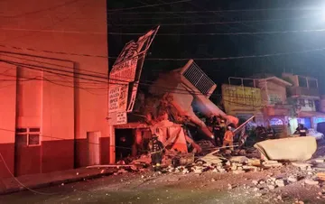 Video: Explosión de gas en inmueble de Puebla, deja un muerto y tres desaparecidos