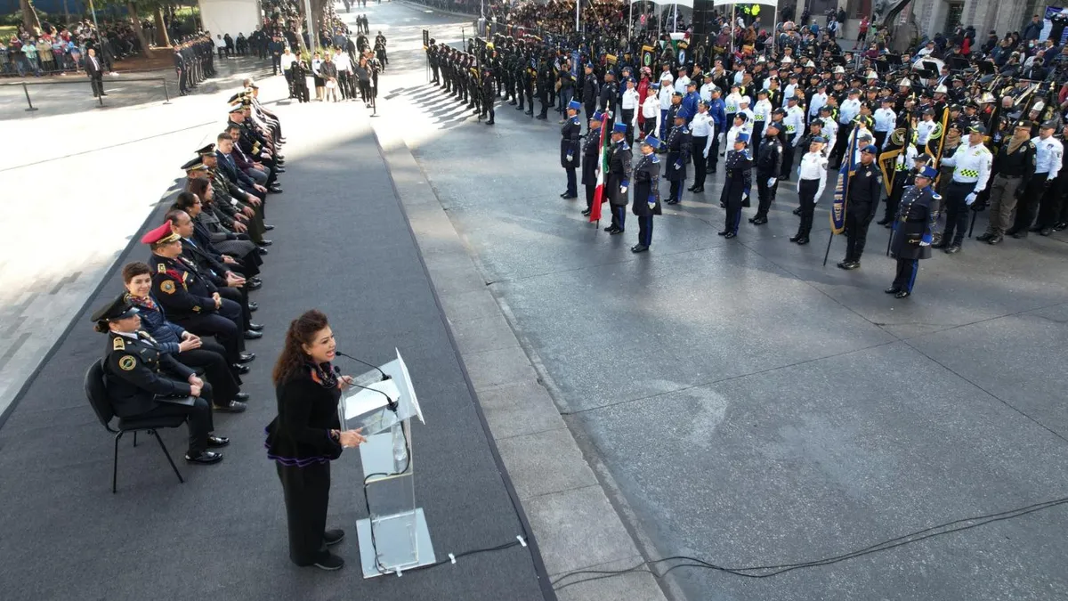 Brugada reconoce labor de los policías de la CDMX