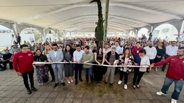 Daniel Serrano inaugura la primera de tres Clínicas “Tu Derecho a la Salud”, en San Antonio
