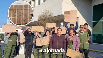 Trabajadores de limpieza en Texcoco exigen a empresa dar solución a falta de pagos