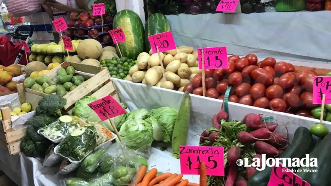 Mercados en Edomex luchan por sobrevivir