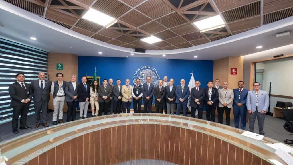 Sheinbaum mantiene apuesta por el AIFA; avanza modernización y digitalización aduanera