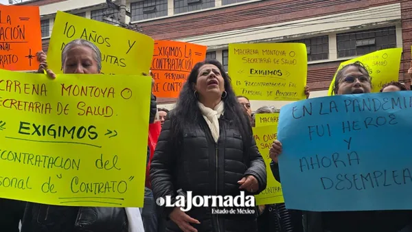 Bloquean av. Independencia, en Toluca, por manifestación frente a Secretaría de Salud