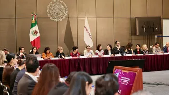 Rosa Icela Rodríguez Velázquez encabezó una reunión con autoridades municipales para evaluar los avances de la estrategia Territorios de Paz.