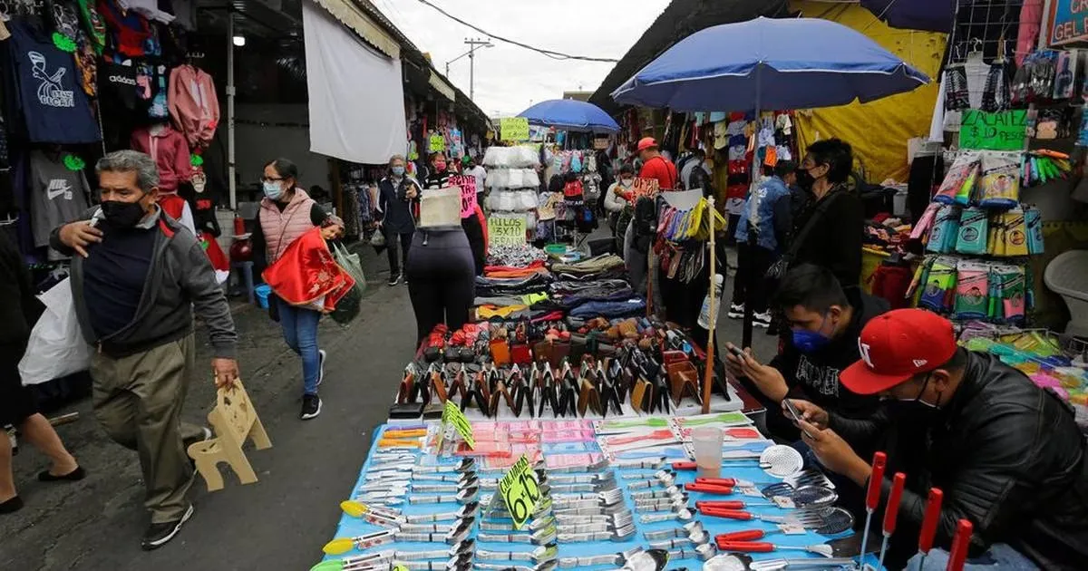 Informalidad laboral presiona ingreso mexiquense: Especialista