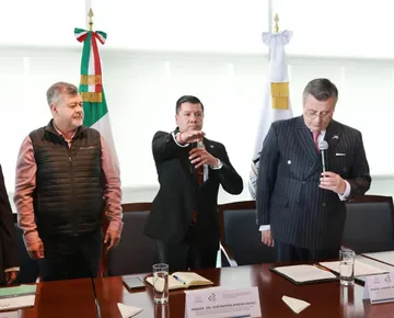 Consejo Nacional de MASC en Justicia Administrativa elige a Osuna Sánchez como presidente