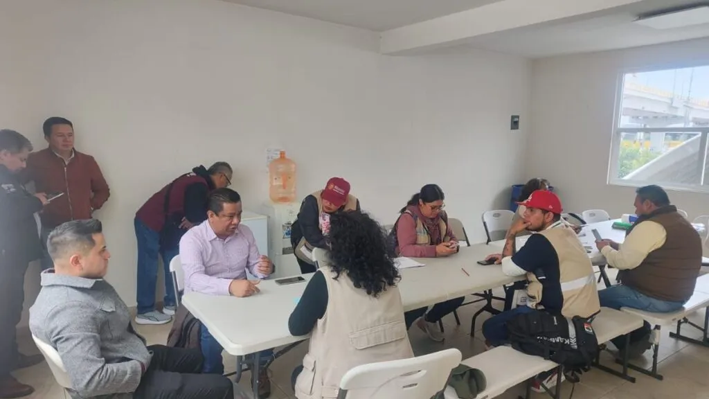 Servidores de la Nación protestaron por despidos injustificados en Ecatepec