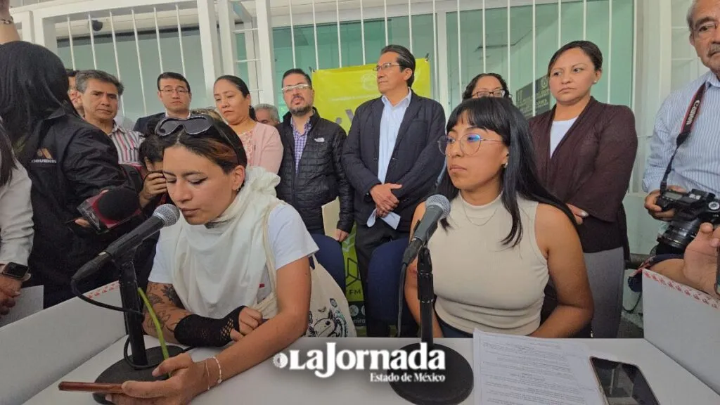 #Potrogate | Estudiantes de la UAEMéx marcharon a UniRadio, conmemoraron el Halconazo