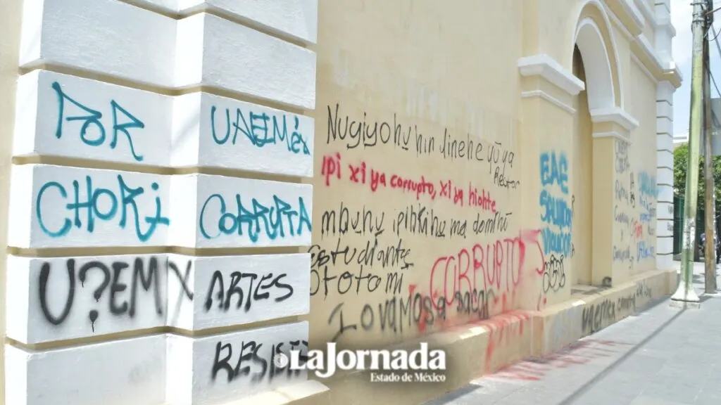 #Potrogate | Universitarios llegan a Rectoría de la UAEMéx y no son atendidos por el rector