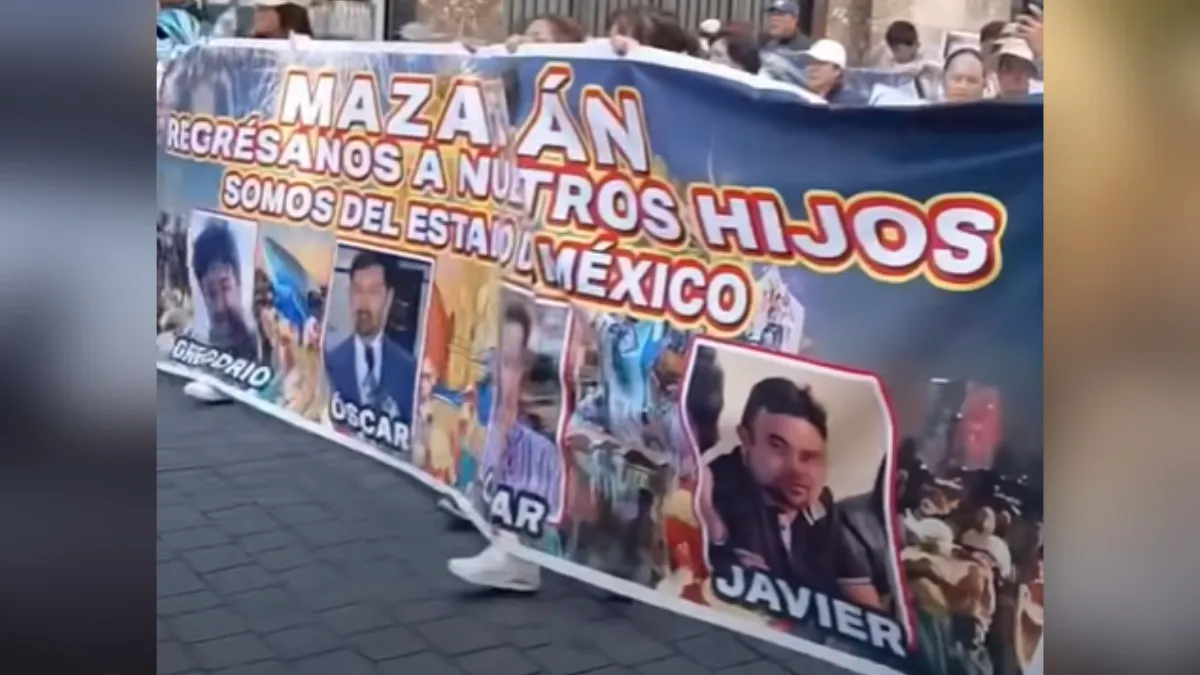 Familiares de mexiquenses desaparecidos en Mazatlán marchan en CDMX