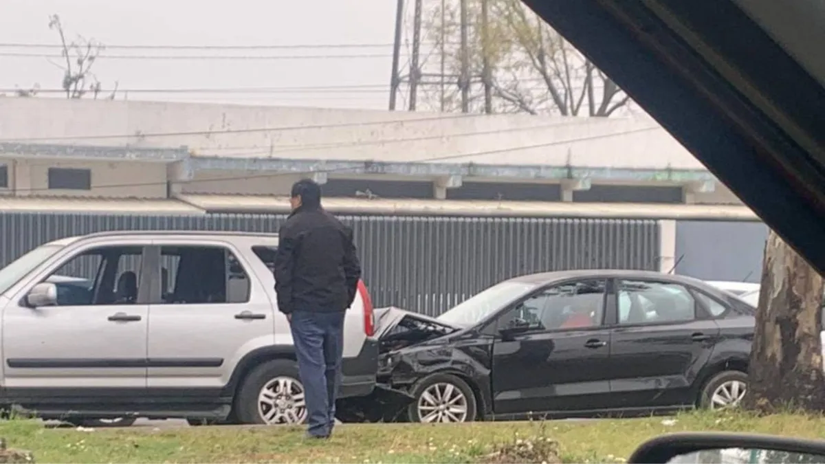 Se registra un accidente en la Avenida López Portillo, dirección a Toluca