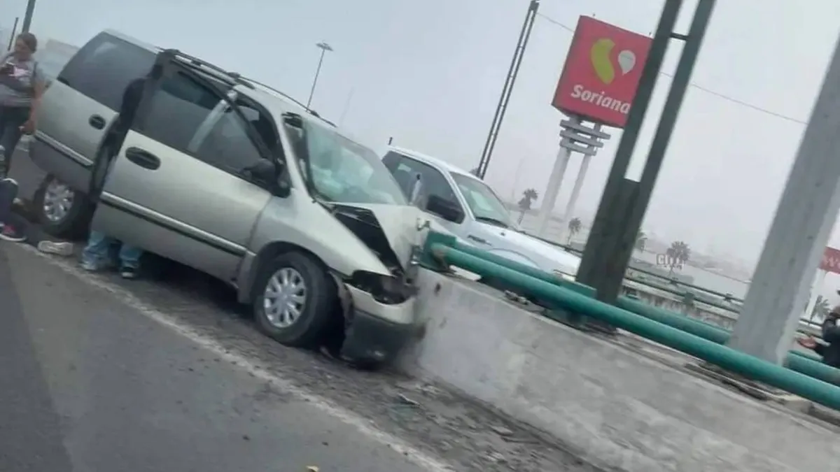 Se registra accidente sobre los puentes del Boulevard Aeropuerto