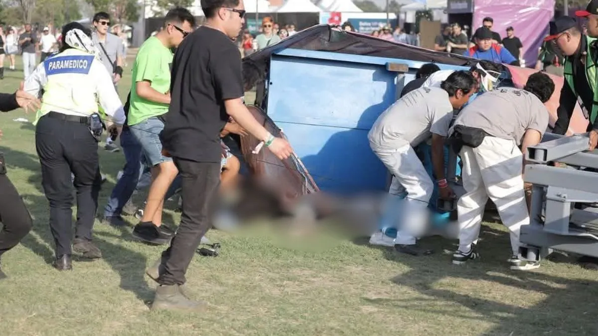 CDMX: Mueren dos tras desplome de estructura en el Parque Bicentenario