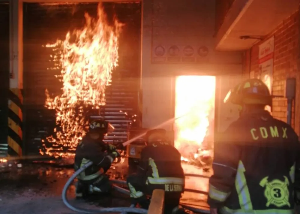 Video: Fábrica de bicicletas se incendia en Azcapotzalco, CDMX