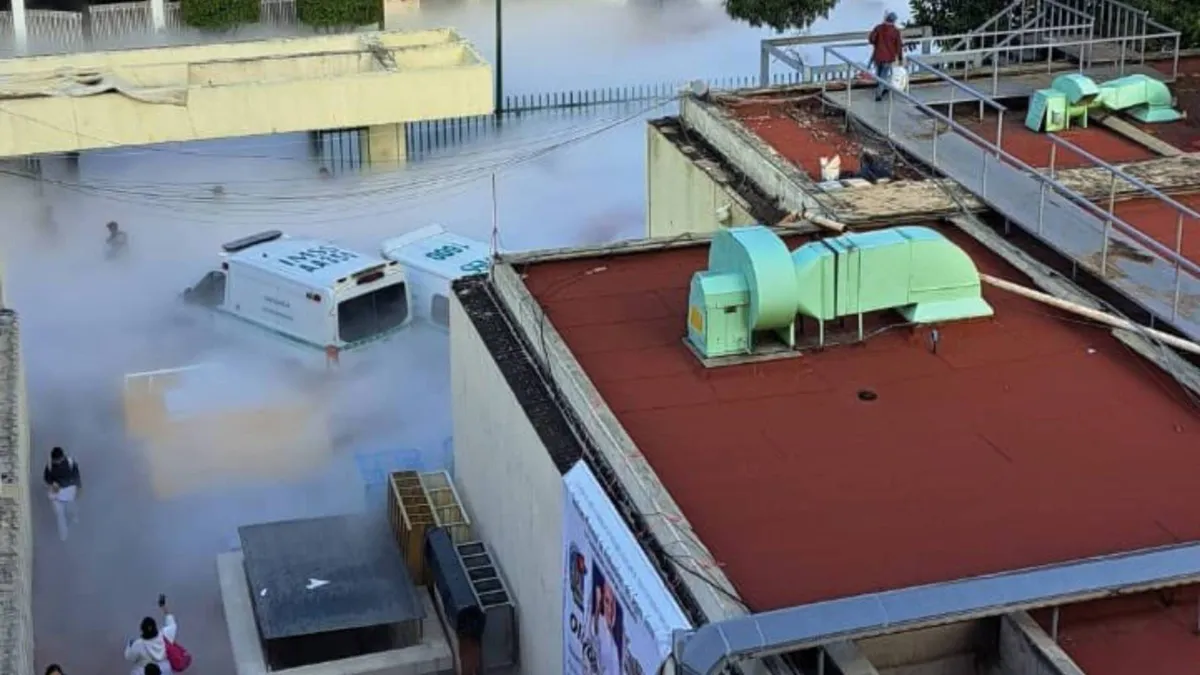 [VIDEO] Evacuan hospital de Tlalnepantla por fuga de oxígeno