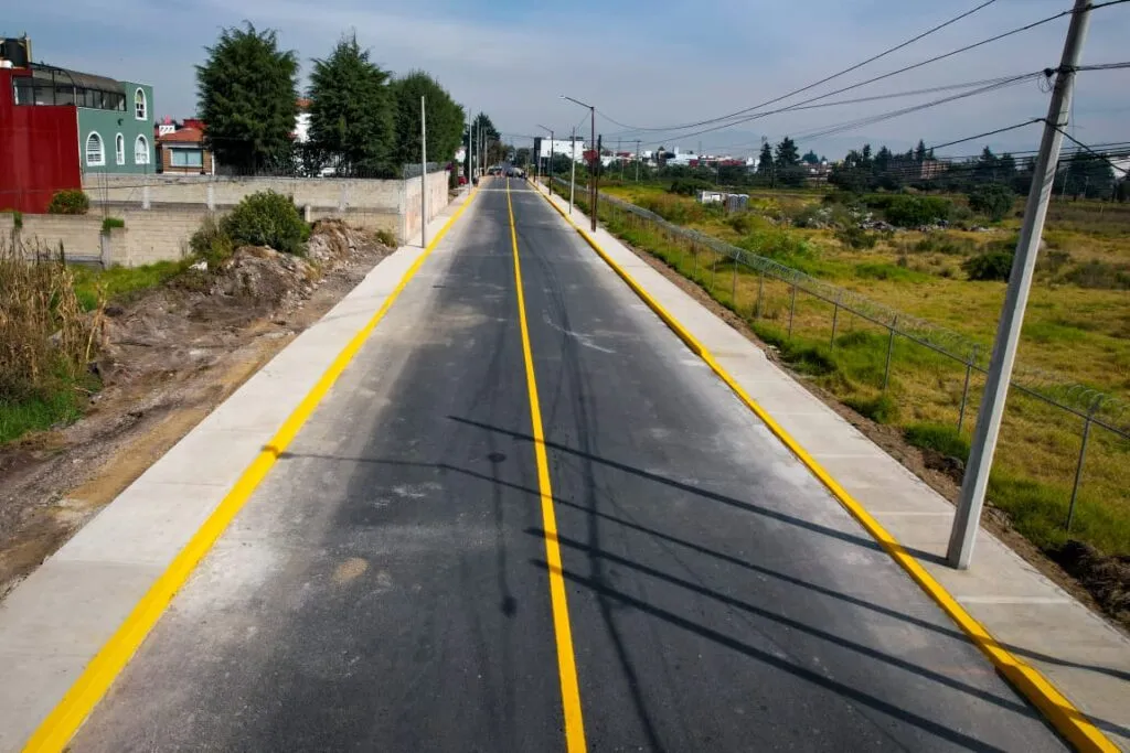 Enorgullece a vecinos de Metepec obras viales