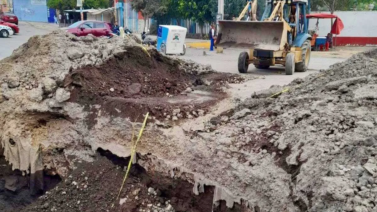 Persiste problemática de socavones en Valle de Chalco