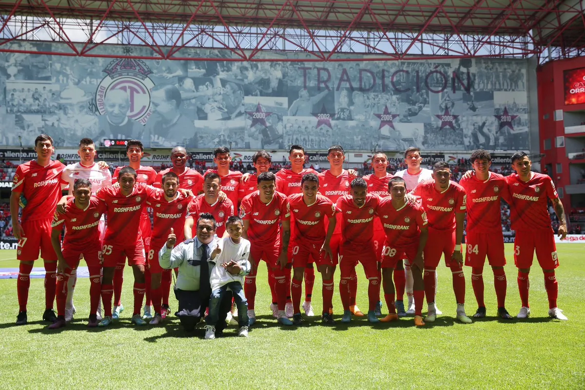 Diablos del Toluca FC se entrena con empate en casa