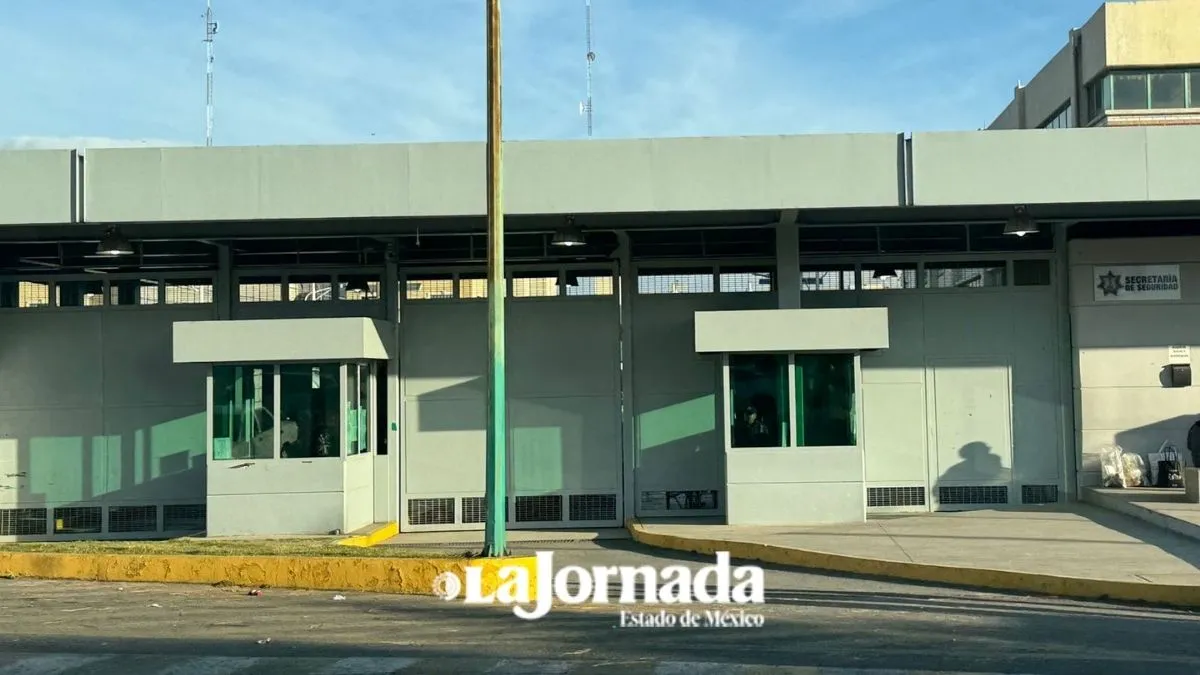 Santiago Tianguistenco: Acusan a alcalde con licencia, a su hermana y esposa de extorsión