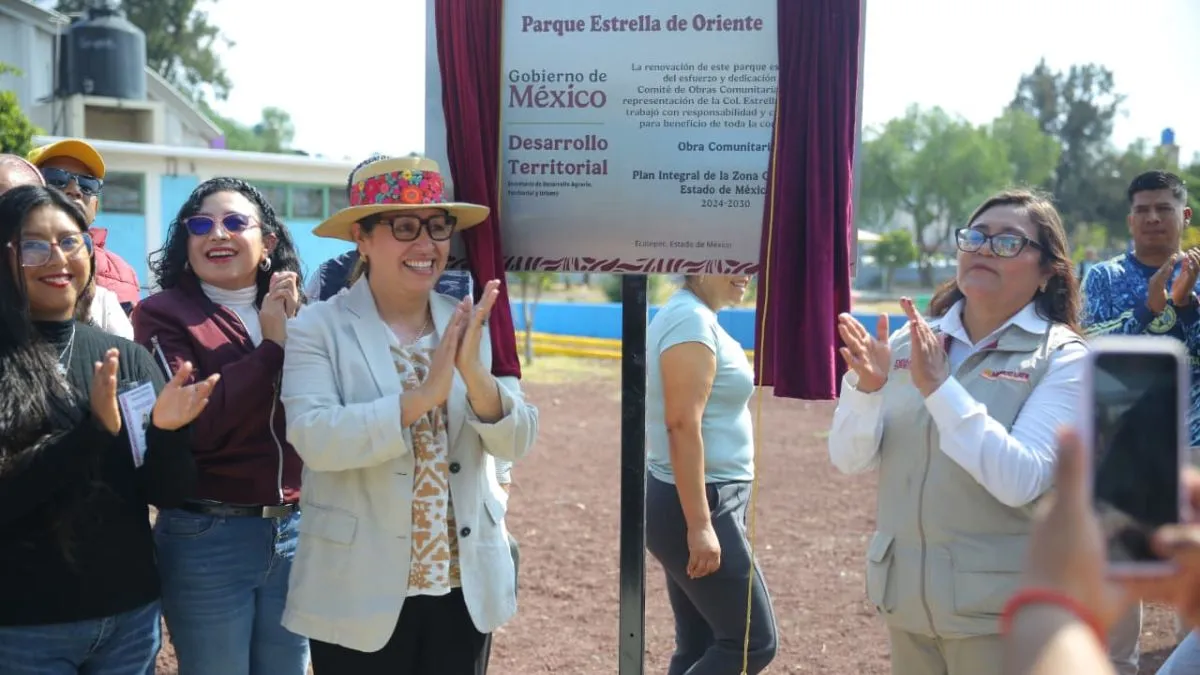 Azucena Cisneros entrega renovados los parques Estrella de Oriente y Citlaltépetl