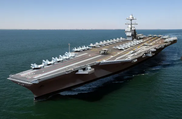 El portaviones USS Gerald Ford se suma al operativo antidrogas de EE.UU. en Latinoamérica.
