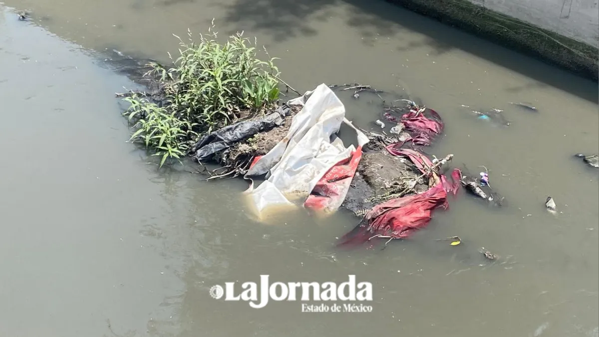 Vecinos de Chimalhuacán piden limpieza de canales