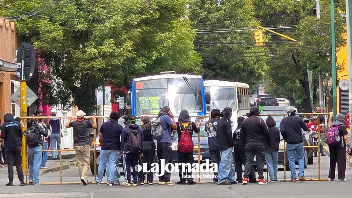 Enjambre Universitario pide posponer elección de Rectora de la UAEMéx