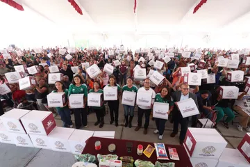Xóchitl Flores entrega 1,366 canastas del programa Transformando la Alimentación 2026
