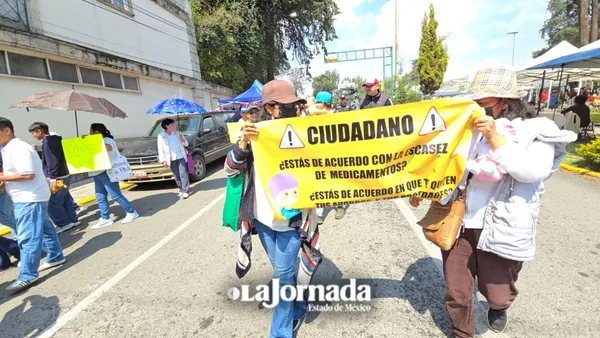 Edomex: Marchan para exigir dotación de medicamentos oncológicos en hospitales del país