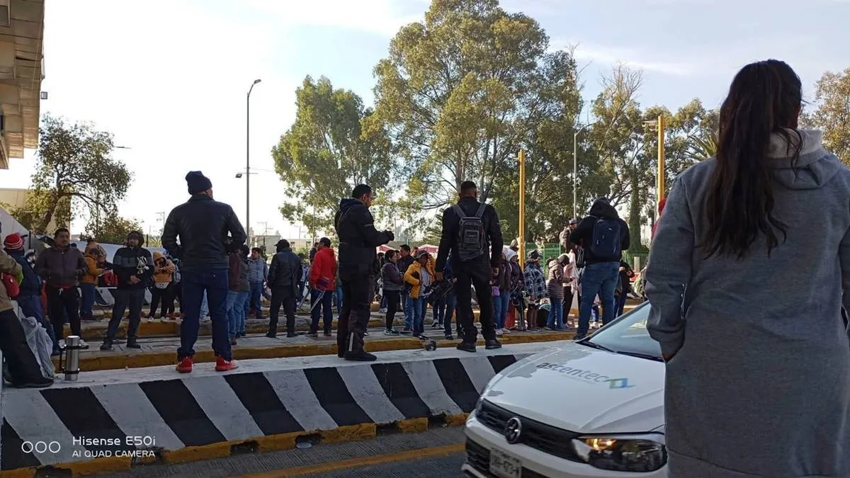 Maestros de la CNTE dan paso libre en la México-Puebla y México-Cuernavaca