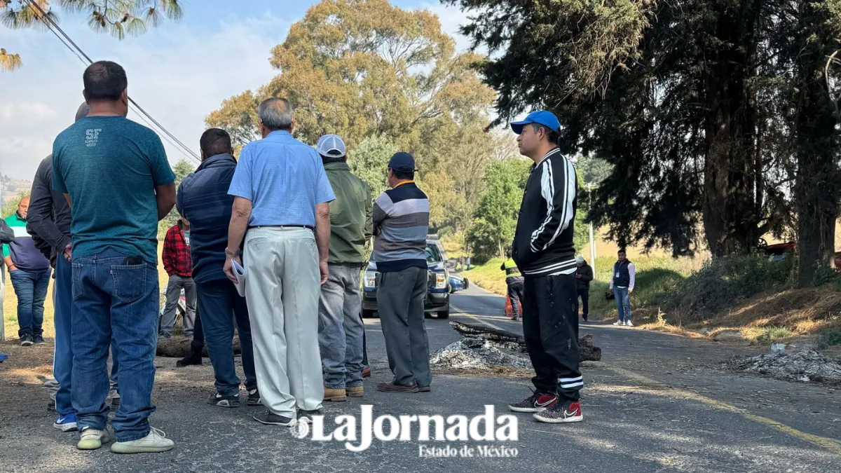 Cierran carretera Tenango-Tenancingo para exigir la aparición de niño de nueve años