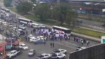 México-Pachuca bloqueada en Tlalnepantla, carriles afectados hacia CDMX [VIDEO]