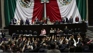 Durante las controversias en la cámara baja, la oposición se abstuvo de votar todos los cambios avalados por Morena y aliados. Foto: La Jornada
