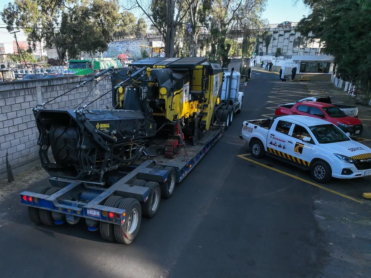 Edomex tiene nuevos trenes de pavimentación