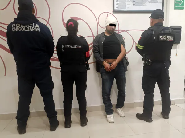 Se detuvo a Raúl “N”, de 47 años, quien tras ser informado de sus derechos fue trasladado a la Agencia del Ministerio Público.