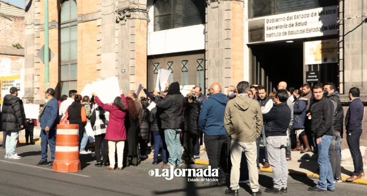 Edomex: Trabajadores de la salud piden basificaciones 