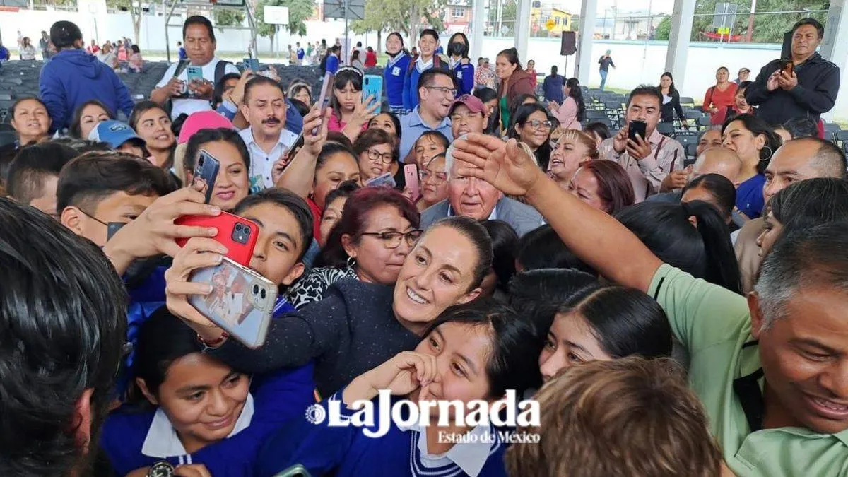 Sheinbaum informa en Papalotla sobre beca universal para la educación
