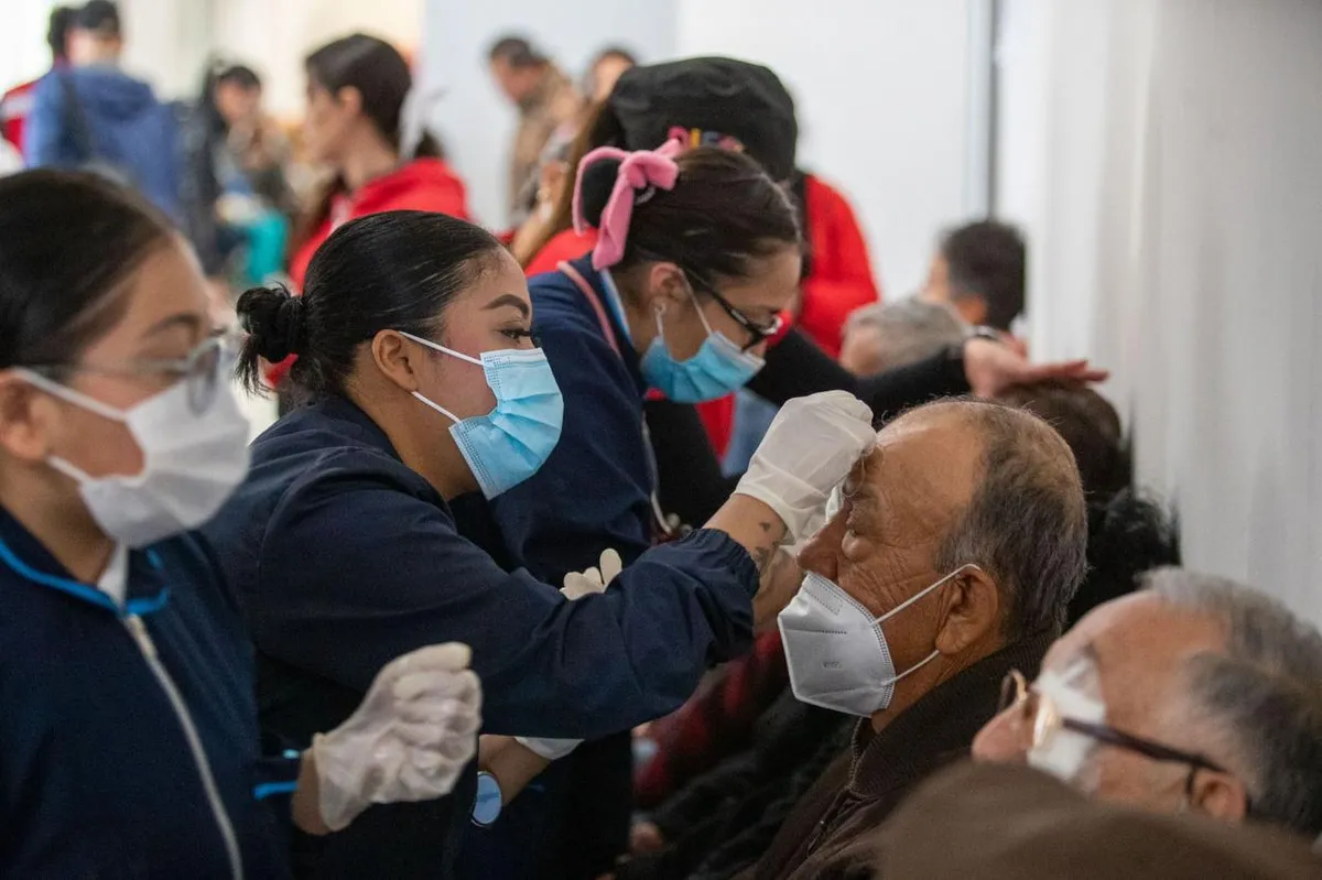 Recuperan la vista 400 personas de escasos recursos en Coacalco