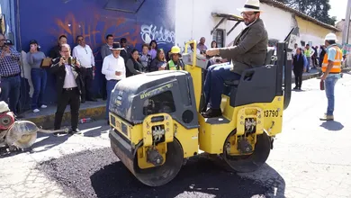 El banderazo de inicio fue encabezado por el alcalde Adolfo Solis Gómez.