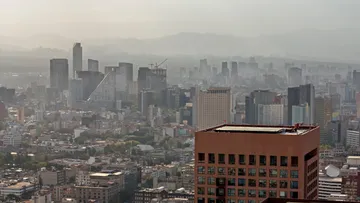 Se mantiene Contingencia Ambiental en Edomex y CDMX por acumulación de ozono.