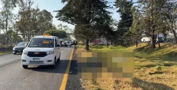 El accidente ocurrió durante la madrugada, cuando la víctima fue embestida por un vehículo Nissan el cual fue abandonado en la zona.