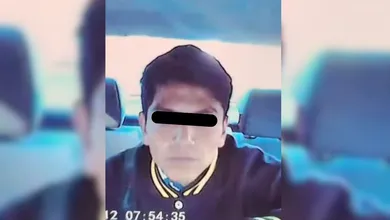 Taxista es asaltado por hombre armado con navaja en Tultitlán